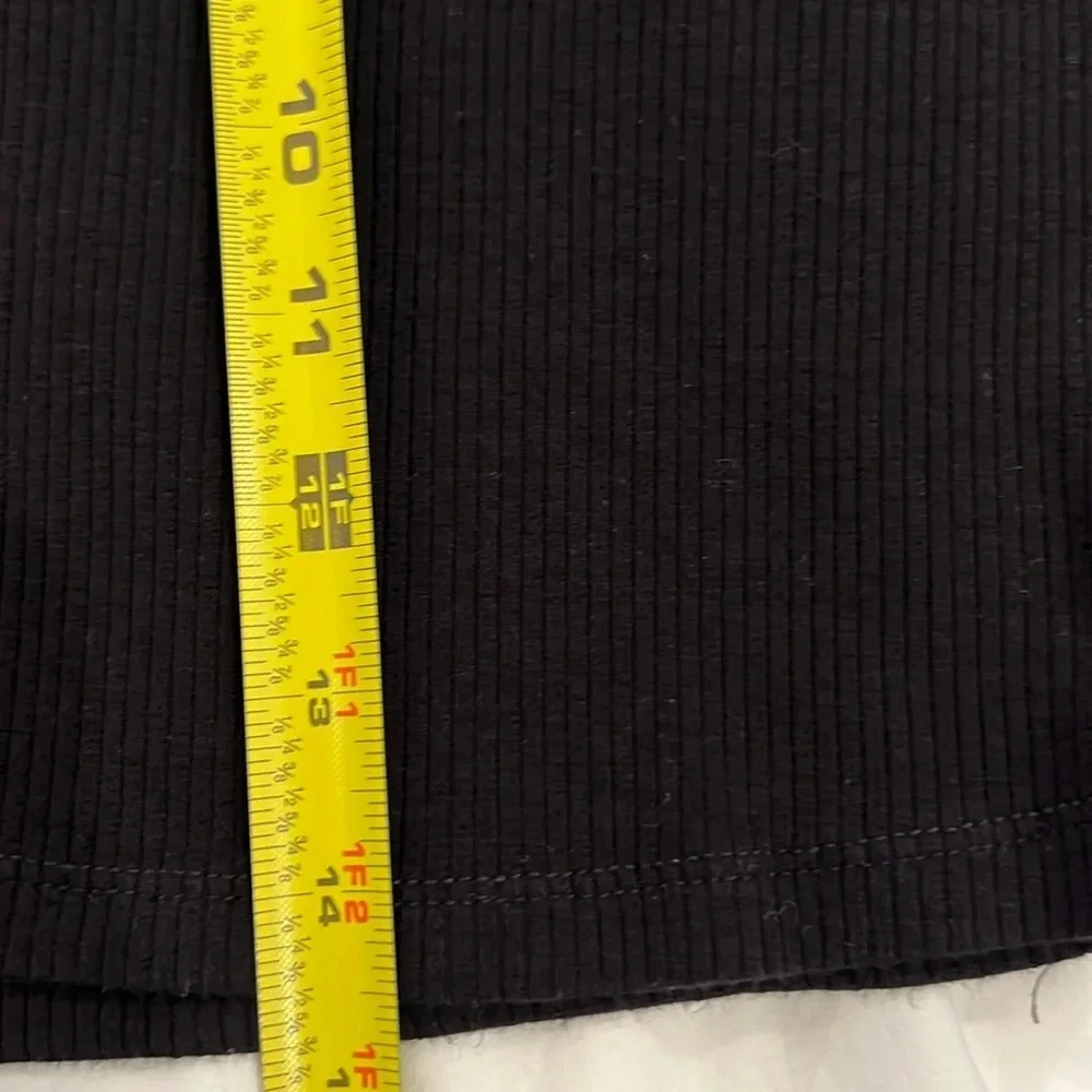 Hashtag Black Ribbed Crop Tee - Picture 4 of 4